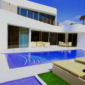 https://villas-flamingo-resort.tenerifehoteles.net